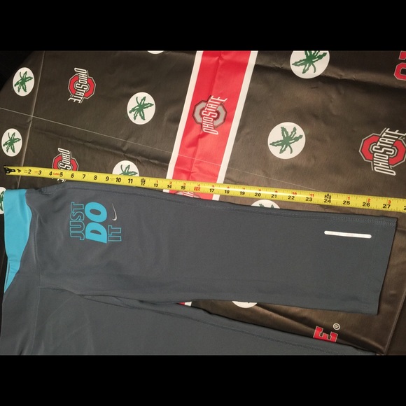 NIKE DRI-FIT Running Crop Capri Leggings Workout Tights MEDIUM - Picture 9 of 10